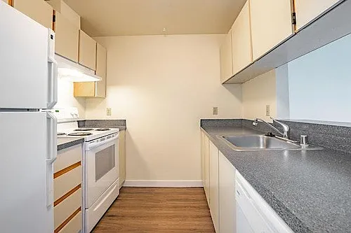 Elliott Place Apartments Photo 1