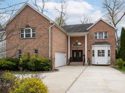 88 George Street, Roslyn Heights, NY, 11577