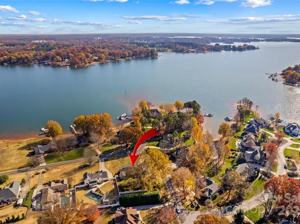 497 Canvasback Rd, Mooresville, NC 28117