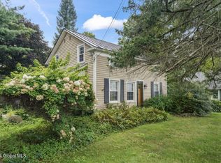 56 Spring St, Cambridge, NY 12816