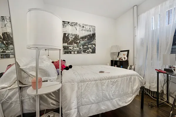 Rented by Corcoran | media 8