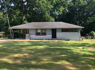 377 Crest Dr, Ringgold, GA 30736