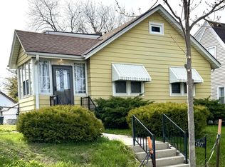4717 N 19th St, Milwaukee, WI 53209