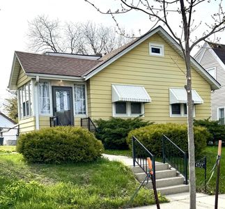 4717 North 19th STREET, Milwaukee, WI, 53209