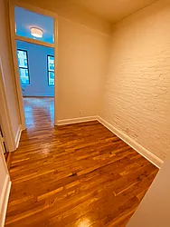 Rented by Metropolis Real Estate of Manhattan