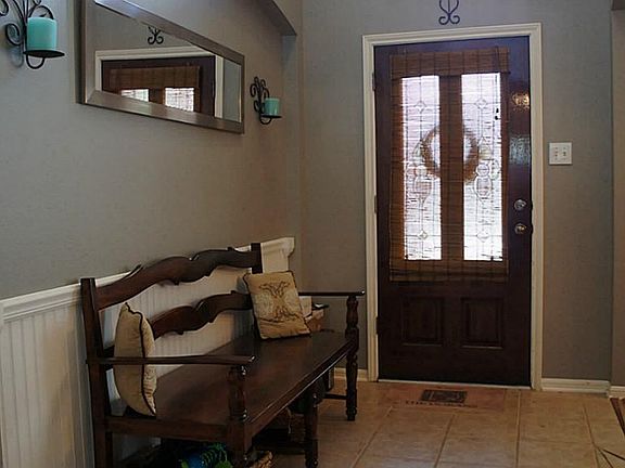 Entry way