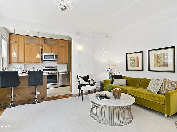 2nd image of 114 Morningside Dr APT 63
