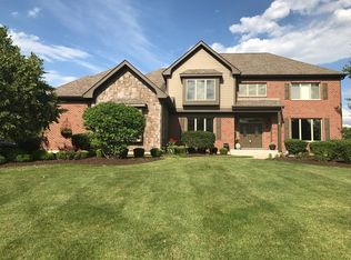 7110 Bannockburn Cir, Crystal Lake, IL 60014