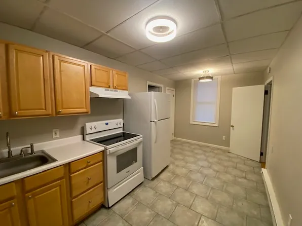 165 School St #2, Bristol, CT 06010