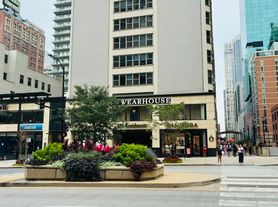 535 N Michigan Ave