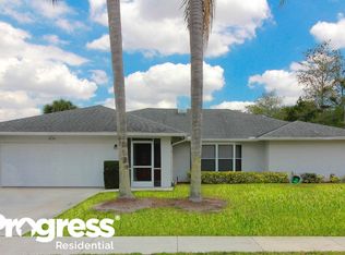 808 Ivy Dr, Wellington, FL 33414