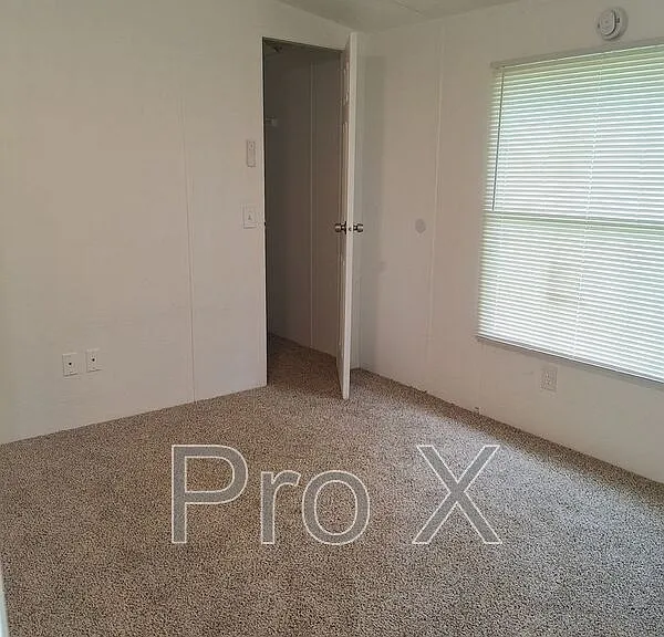 910 Sands Rd — Photo 11