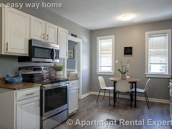 3rd image of 42 Newcastle Rd #1