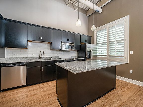 5th image of 820 N Thompson Ln #836-2K