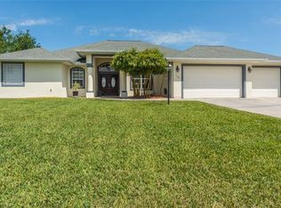 102 Becker Ave, Sebastian, FL 32958