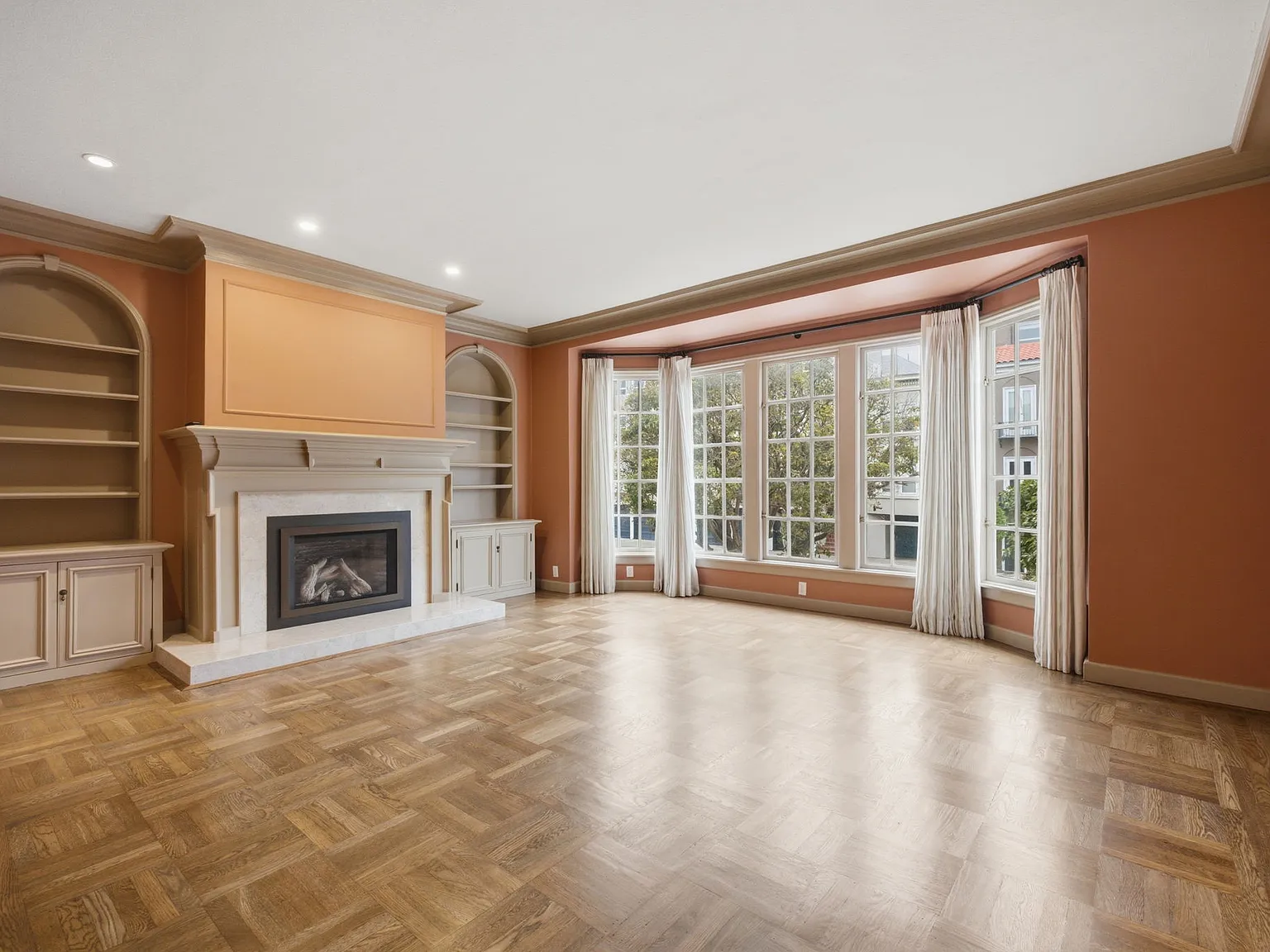 2 bed, 1825 sqft, $15,000 — Photo 4