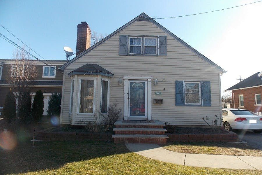 1st image of 439 Ocean Ave