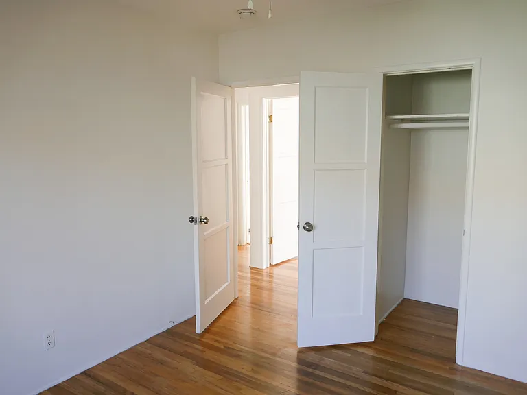 3937 Tilden Ave #B — Photo 13