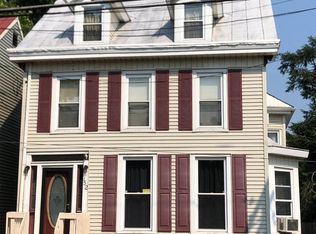 52 Hanover St, Pemberton, NJ 08068