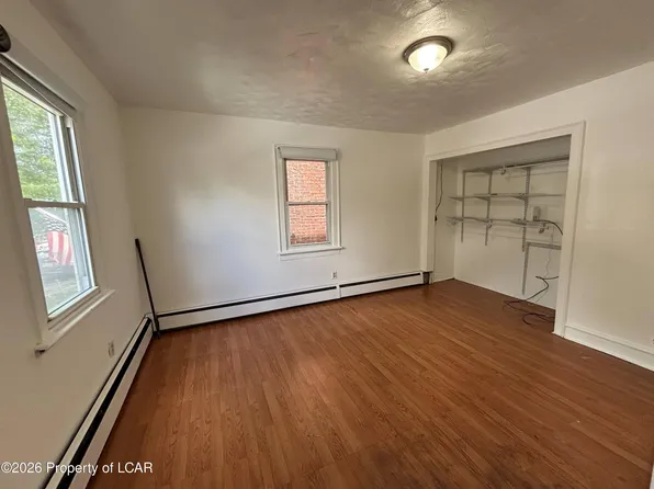 321 Prospect Ave, Scranton, PA 18505