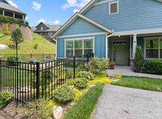 4 Brookstone Pl, Candler, NC 28715