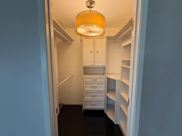 514 Tam O Shanter Dr — Photo 8
