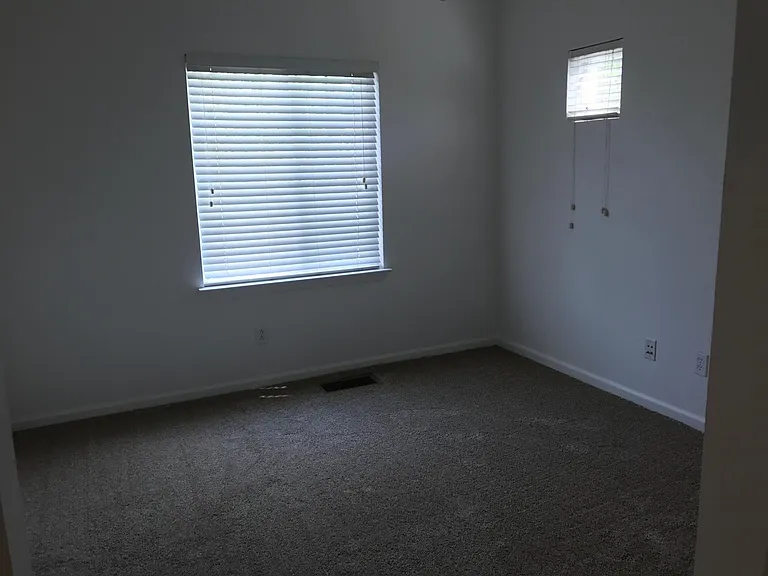 1818 Moore Blvd #106 — Photo 13