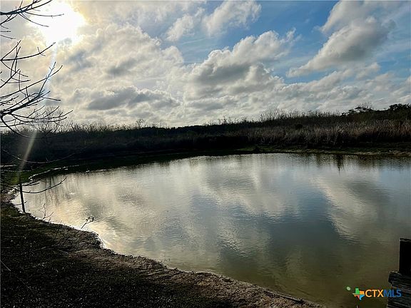 3rd image of 607 Quail Meadow Rd