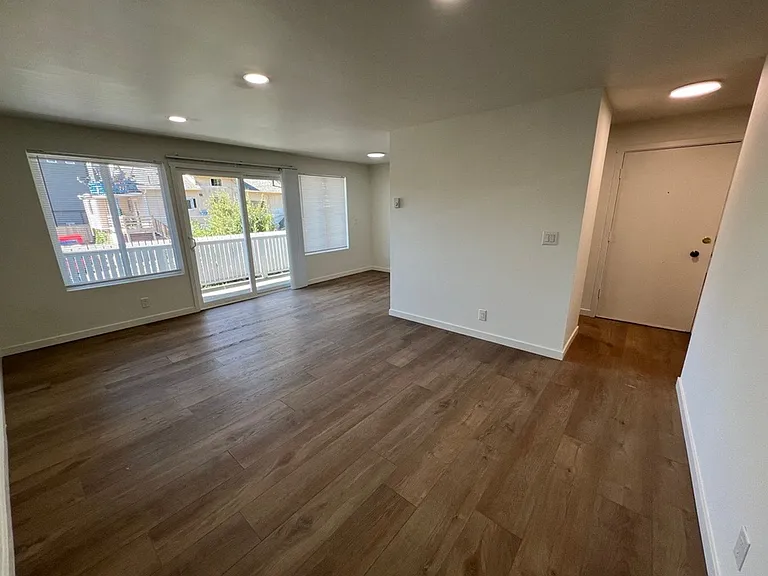 Charles XX Apartments — Photo 4
