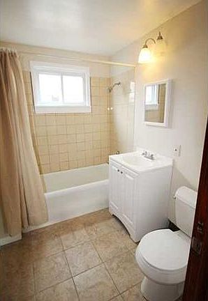 5th image of 54 Reo Ave