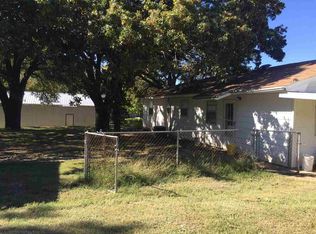 201 W 6th St, Stratford, OK 74872