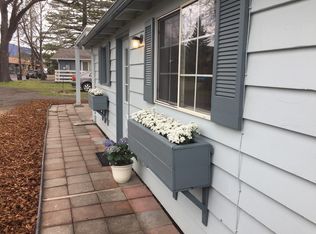 720 SW G St, Grants Pass, OR 97526