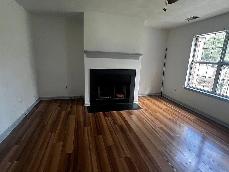 4207 Coffman Blvd — Photo 3