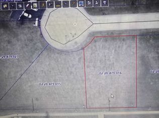 605 & 607 Hewitt St, Forreston, IL 61030