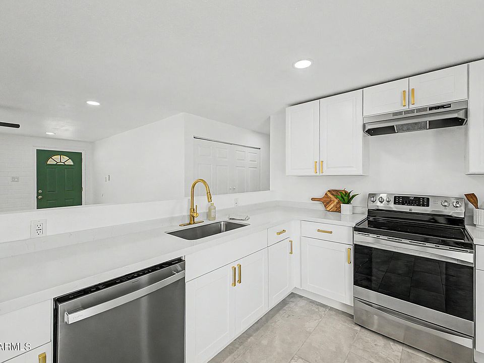 1st image of 7254 W WOLF Street