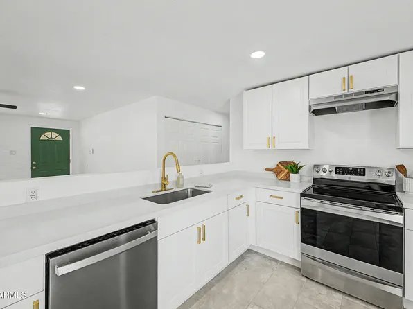 7254 W WOLF Street, Phoenix, AZ 85033