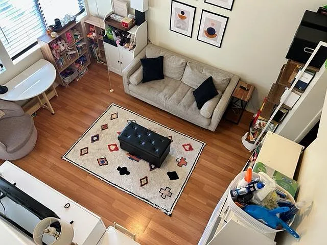 1 bed, 400 sqft, $1,995 — Photo 4