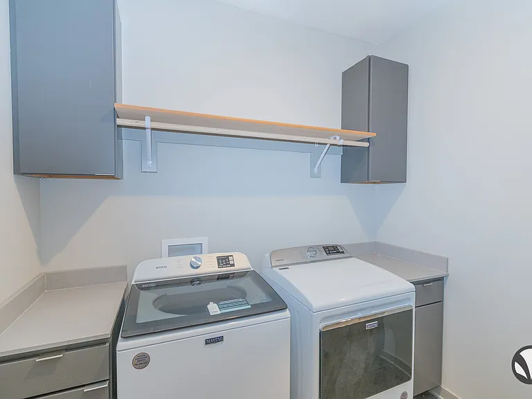Chateau at Yankee Hill Apartments — Photo 74