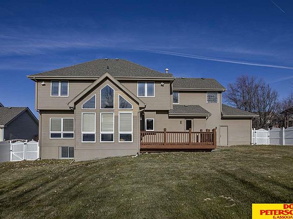 3rd image of 15969 Bauman Ave