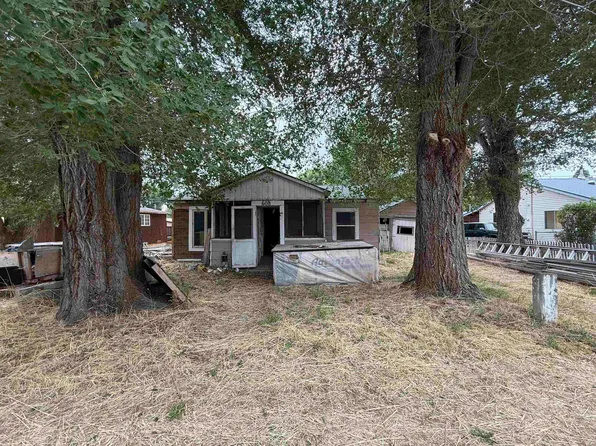 608 Cedar St, Loyalton, CA 96118