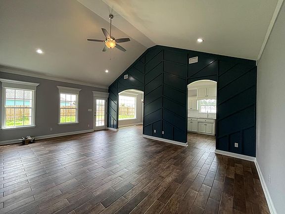 4th image of 5611 Pasadena Way
