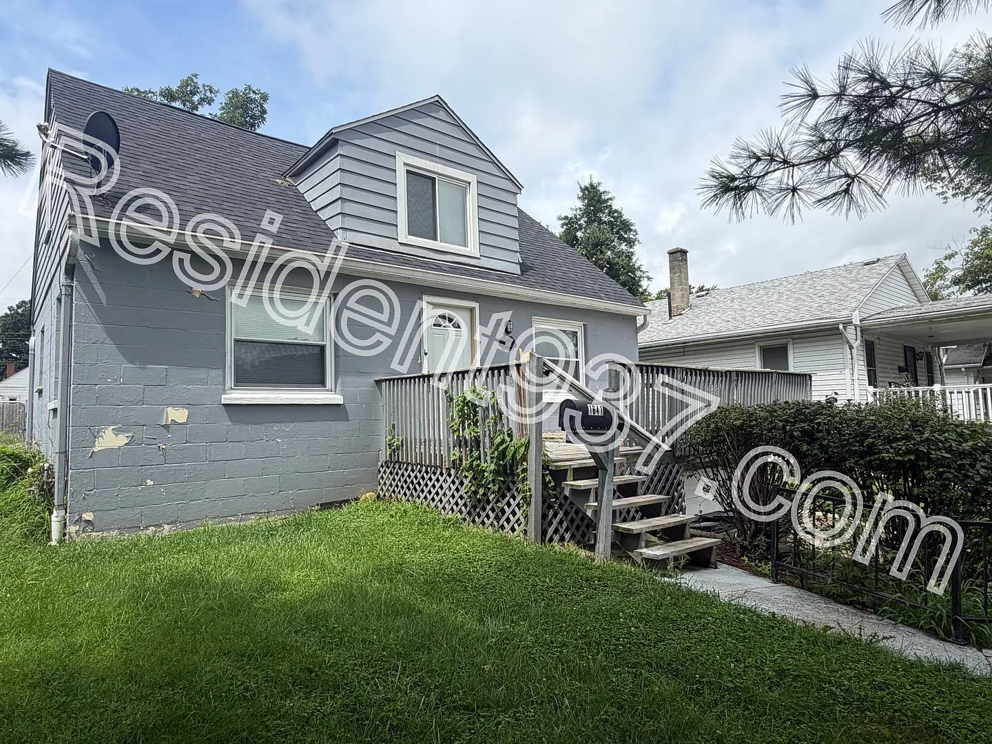 3 Bed 1 Bath Home — Photo 2