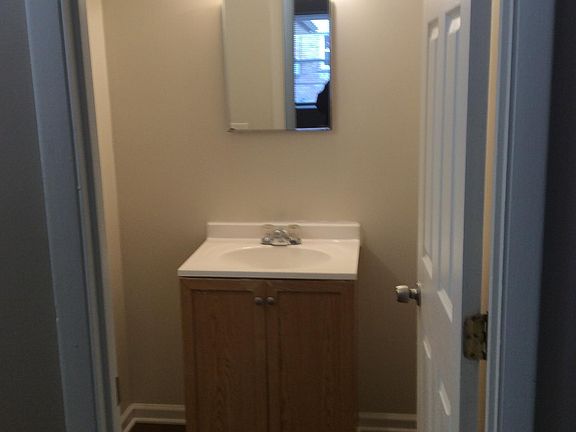 4th image of 10980 Newmarket Dr