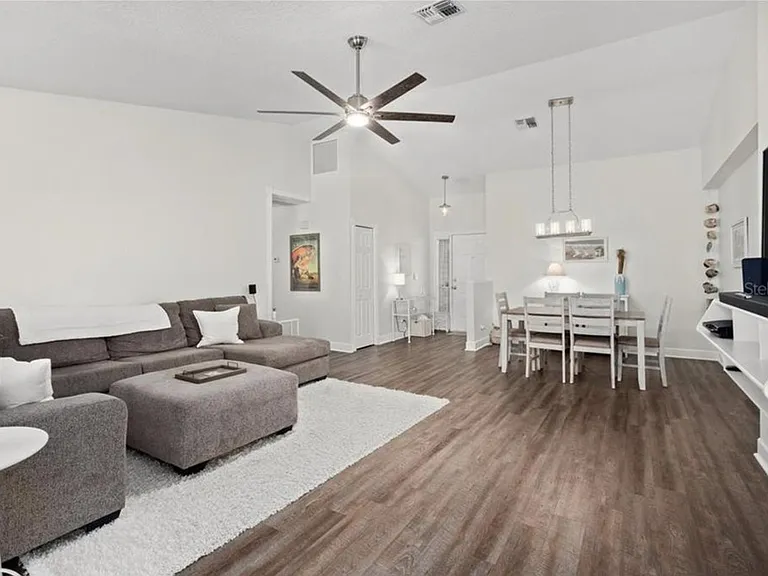 2828 Wesleyan Dr — Photo 4