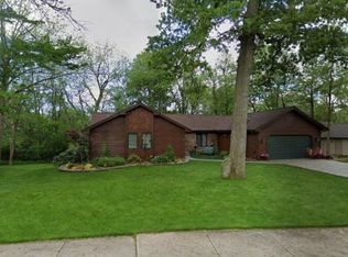 6410 Grassridge Rd, Rockford, IL 61108