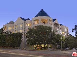 10351 Wilshire Blvd #204, Los Angeles, CA 90024