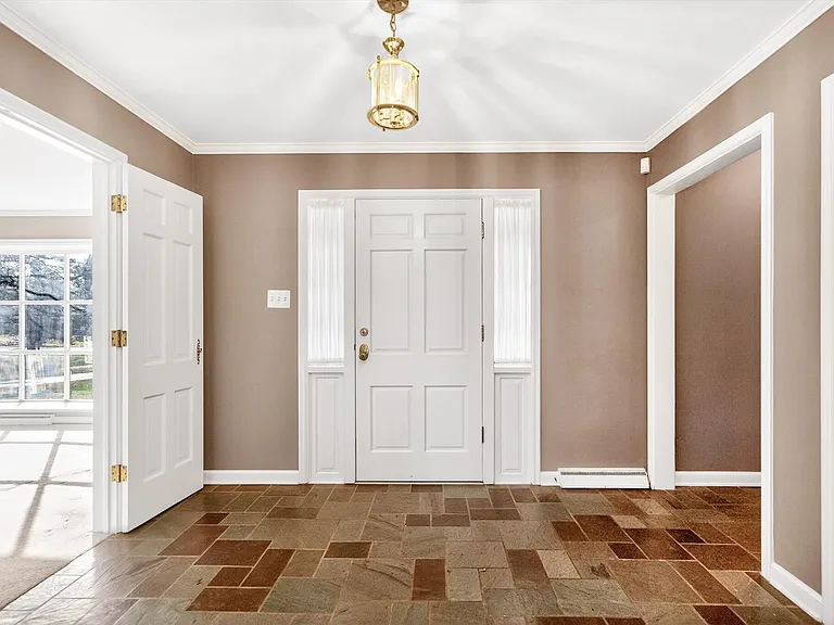 Large welcoming entry way