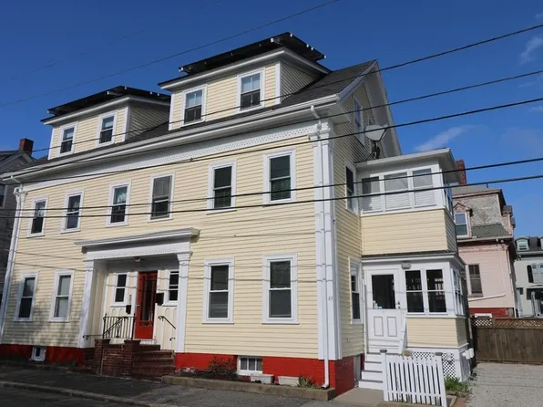 21-23 Mason St, Gloucester, MA 01930