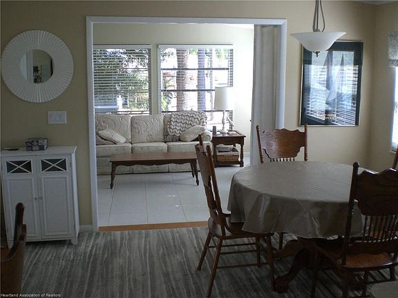 5th image of 62 Beachfront Ln