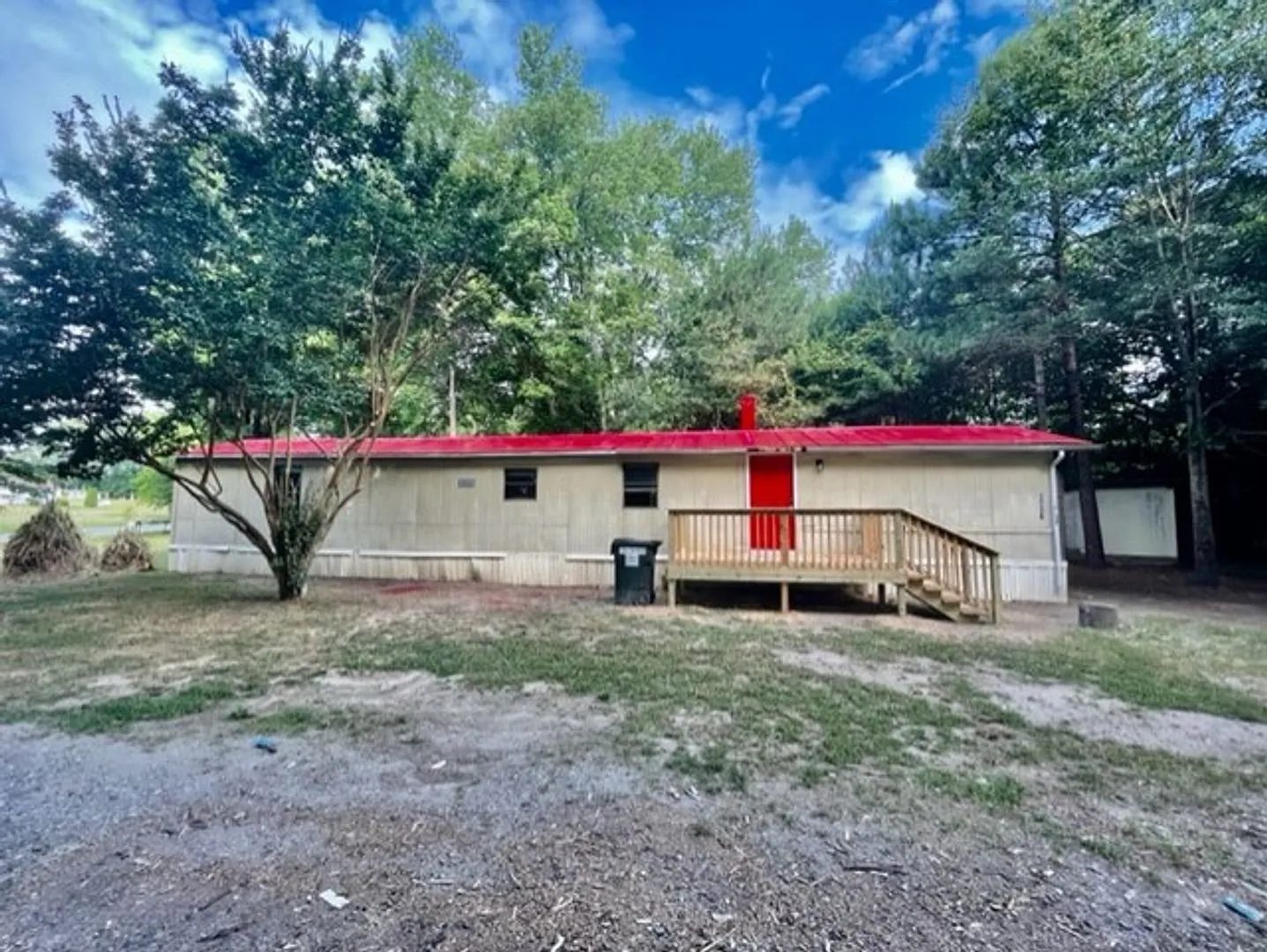 Adorable 2 bedroom 2 bath Moble Home located it Dallas — Photo 2